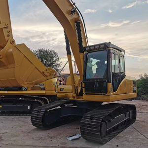 Excelente Excavadora Hidráulica Usada Komatsu PC200-7 Modelo 2022 de 20 Toneladas con Capacidad de Cucharón de 1.0m, Motor, Engranajes y Rodamientos, Venta desde Japón - Product Image 1