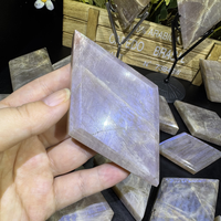 Offre Spéciale naturel manuel sculpture polissage cristal pierre de guérison lune pierre losange pour la méditation
