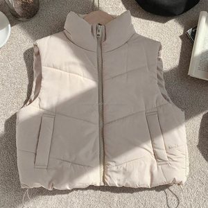 Gilet matelassé court personnalisé OEM pour <span class=keywords><strong>femme</strong></span>, col montant, <span class=keywords><strong>sans</strong></span> manches, chaud, coupe-vent, <span class=keywords><strong>doudoune</strong></span> d'hiver - Product Image 2