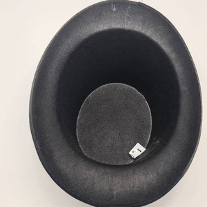 Chapeau de Noël noir à carreaux avec bande et décorations de houx, chapeau de gentleman pour adulte pour spectacle de fêtes - Product Image 6