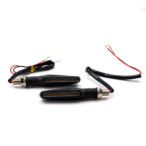 Feux arrière ADT 12 LED, lampes de plaque d'immatriculation LED, IP67, clignotants dynamiques jaunes à effet de défilement, universels pour motos - Product Image 4