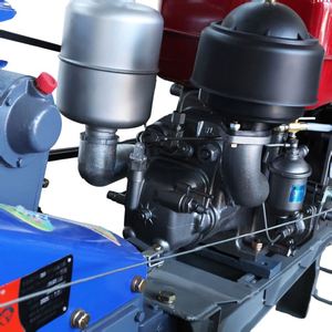 Nuevo Tractor Agrícola de Dos Ejes con Arado de Doble Cuchilla y Chasis 151, 22hp, Transmisión por Engranajes, Bomba de Caja de Cambios de Alta Productividad - Product Image 4