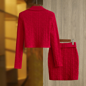 2025 nuovi arrivi maglione <span class=keywords><strong>con</strong></span> risvolto in maglia Jacquard <span class=keywords><strong>con</strong></span> <span class=keywords><strong>gonna</strong></span> da donna 2 pezzi completo due pezzi - Product Image 2