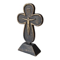 Durable et élégant Mini Jésus métal croix gravée dessus de table décoratif artisanat religieux pour la décoration intérieure