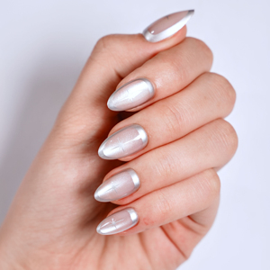 Faux ongles artificiels nude scintillants, forme amande, motif étoile, fabrication OEM ODM, sur mesure, chrome, French manucure, à presser, vente en gros - Product Image 1