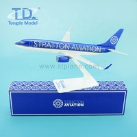 Modèle d'avion en plastique Stratton B737-800 19,7 cm 1/200 avec motif personnalisable pour la décoration artistique et les objets de collection