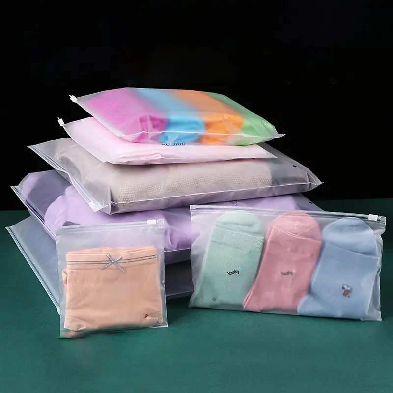 Hot Selling Eco friendly Transparent Zipper Resealable Clothes Packaging Frosted Plastic Ziplock Bag