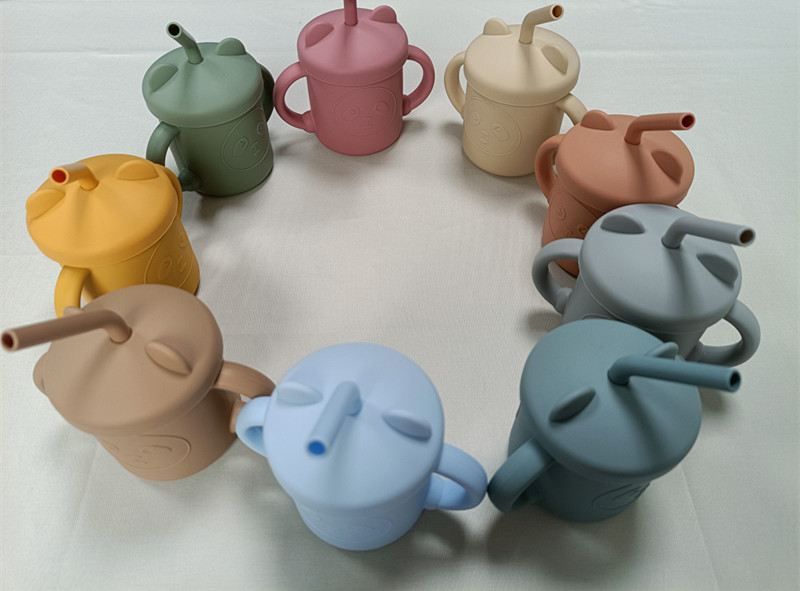 Cốc silicon chống trượt không trượt cho bé có ống hút để cho ăn 8