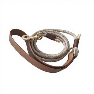 Conjunto de <span class=keywords><strong>Collar</strong></span> y Correa de Cuero Resistente para Perros y Gatos, Ajustable con Hebilla Metálica - Product Image 4