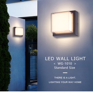 مصباح جداري حديث داخلي وخارجي مقاوم للماء IP65 شمعدان مربع LED مع هيكل من الألومنيوم للحمام - Product Image 4