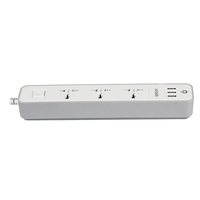 Prix usine UK Plug Universal Power Strip 3M * 0.75MM Fil de cuivre CE pour certifié 10A Courant nominal 3 Extension de stock en plastique