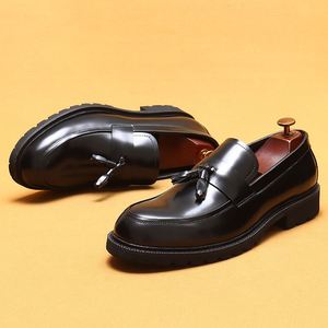 Mocassins en cuir véritable pour hommes, bout rond, à pampilles, à enfiler, semelle en caoutchouc, amortis, toutes saisons, chaussures décontractées et habillées - Product Image 2