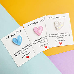 การ์ดอวยพรรูปหัวใจหลากสีสัน <span class=keywords><strong>ซี</strong></span>รีส์ GF Pocket Hug ของขวัญตกแต่งรูปหัวใจ สัญลักษณ์แห่งความรัก สำหรับวันวาเลนไทน์ การ์ดให้กำลังใจ - Product Image 2