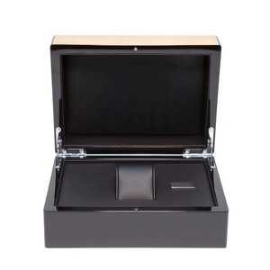 Reloj de Madera Rectangular Personalizado, Hecho a Mano, Ecológico, de Alta Calidad, con Logotipo Grabado, Venta al por Mayor, Reloj Individual con Correa de Cuero de Gamuza - Product Image 5