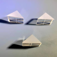 Verre à prisme triangulaire en quartz à angle droit personnalisable OEM de 45 degrés pour l'utilisation d'équipement optique à réflexion externe