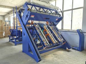 Palette en bois automatique de vente chaude faisant la machine <span class=keywords><strong>Europe</strong></span> Stringer Pallet Nailing Machine pour des fermes à <span class=keywords><strong>prix</strong></span> concurrentiel - Product Image 1