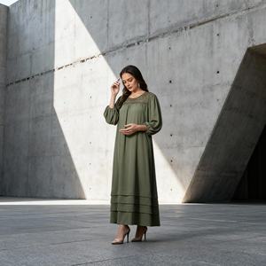 Robe Abaya Islamique Personnalisée en Polyester de Luxe pour Femmes Musulmanes - Vêtements Élégants et Modestes Fournisseur OEM - Product Image 4