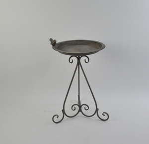 Decorwell Vintage Elegant <strong>Metal</strong> <strong>Bird</strong> <strong>Bath</strong>/Feeder Stand Table Tray Scroll Functional Ornament Handmade Personalized Garden - Product Image 3