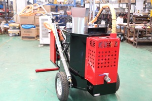 Machine de scellement des fissures de remblais et de chaussées avec moteur et pompe pour l'industrie de la construction - Product Image 3