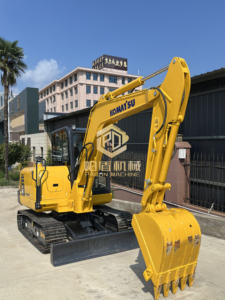 Excavadora Usada Komatsu PC56 de 5 Toneladas de Buen Rendimiento a Bajo Precio en Venta, Excavadora de Orugas Komatsu PC56-7 Usada - Product Image 2