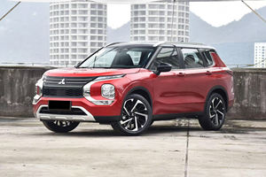 <span class=keywords><strong>Mitsubishi</strong></span> <span class=keywords><strong>Outlander</strong></span> <span class=keywords><strong>2023</strong></span> d'occasion, automatique, 5 places, petit SUV, essence, voiture d'occasion - Product Image 3
