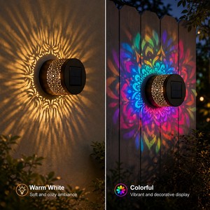 Lanterne solaire décorative <span class=keywords><strong>murale</strong></span> pour extérieur, lampe <span class=keywords><strong>murale</strong></span> creuse en métal à énergie solaire pour jardin, décoration de cour - Product Image 1