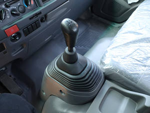 <span class=keywords><strong>Camion</strong></span> de fret à plateau basculant Isuzu de 6 tonnes, 14-15 pieds, NPR, Euro 4, diesel, 4x2, nouvelle vente chaude, camions à vendre - Product Image 6