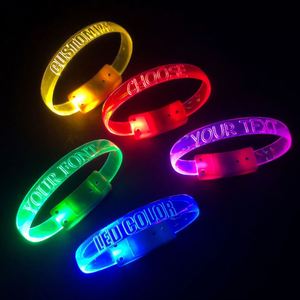 Pulsera Luminosa Personalizada para Conciertos, Activada por Sonido, con Luz LED y Logotipo Grabado con Láser - Product Image 2