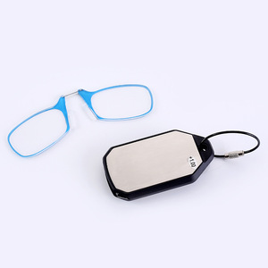 Petite boîte de <span class=keywords><strong>lunettes</strong></span> de lecture Portable 2023 <span class=keywords><strong>lunettes</strong></span> ovales visage Anti-blu-ray cadre léger unisexe prêt à l'emploi Mini <span class=keywords><strong>lunettes</strong></span> de nez à Clip - Product Image 4