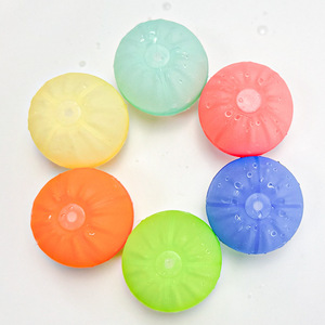 Balles d'eau en silicone OEM réutilisables pour les jeux aquatiques des enfants - Product Image 1