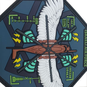 Personnalisé AH-6 Petit Oiseau Hélicoptère de Bande Dessinée PVC Patch Avec Crochet et Boucle Support - Product Image 6