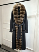 Manteau long en cachemire et laine mélangée Janveny de luxe pour femme avec grand col en vraie fourrure de renard, manches tricotées, coupe ajustée et élégante