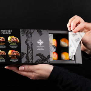 Coffret cadeau Ramadan Kareem personnalisé pour sushi pour le mois saint Culture arabe Dates Noix Chocolat Bonbons Sucrés Boîte d'emballage en papier - Product Image 2