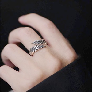 <span class=keywords><strong>Anillo</strong></span> Vintage Ajustable con Pluma <span class=keywords><strong>de</strong></span> Ala <span class=keywords><strong>de</strong></span> Ángel, Moderno para Boda <span class=keywords><strong>o</strong></span> Fiesta para Hombre y Mujer - Product Image 3