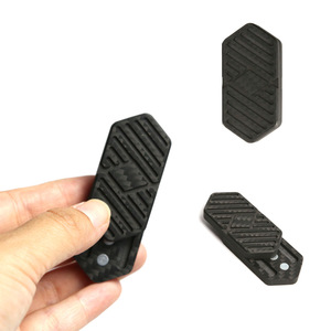 Spinner Personalizado para Adultos, Duradero, de Fibra de Carbono y Plástico, Elegante Juguete con Flecha Recta para Niños, Antiestrés - Product Image 4