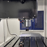 Fraiseuse verticale automatique de haute précision MV-856 GSK CNC BT40 avec banc rigide en fonte et déplacement de table automatique 800x560