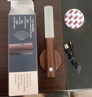 Veilleuse Moderne LED à Détecteur de Mouvement, Éclairage Intérieur pour Chambre, Lampe de Chevet et de Lecture USB-C, Luminaire de Cuisine