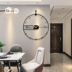 Lớn Hiện Đại Tối Giản Im Lặng Quét Thạch Anh Năng Lượng Mặt Trời Powered Mặt Duy Nhất Đồng Hồ Treo Tường Sáng Kim Loại Nghệ Thuật Trang Trí Nội Thất Phòng Khách Phòng Ngủ - Product Image 2