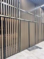 Panneaux de grille en tube carré en aluminium APEX, classe ignifuge, insonorisants, revêtement PVDF, résistants à la corrosion, suspendus pour une utilisation en intérieur