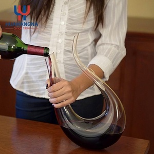 Bán Buôn 1400Ml 47Oz Pha Lê Thủy Tinh Rượu Vang Đỏ <span class=keywords><strong>Decanter</strong></span> Độc Đáo Eco Nghiêng Đầu Tay Thổi U Hình Dạng Rượu Vang Carafe <span class=keywords><strong>Decanter</strong></span> - Product Image 4
