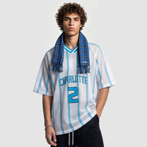 <span class=keywords><strong>Maillot</strong></span> de football <span class=keywords><strong>Charlotte</strong></span> <span class=keywords><strong>Hornets</strong></span> 2026 US CAN MEX Series, col en V, rayures fines bleues et blanches, numéro 2, style Vibe - Product Image 4