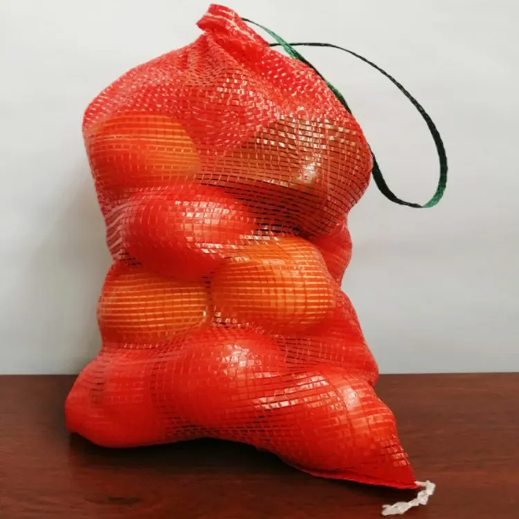 Venta al por mayor de frutas de embalaje de bolsa de malla PE de punto de plástico fuerte raschel neto negro de malla de nylon bolsas con cordón