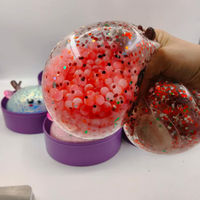 Kerstrendier TPR Squishy Stressverlichter Fidget Toy Glitter Zintuiglijk Cadeau voor de Feestdagen