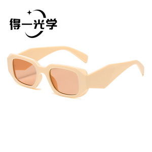 Irregular Square <b>Sunglasses</b> Black PC Frame UV400 Unisex - Product Image 4