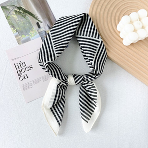 Sciarpa a Righe Francesi Bianche e Nere per Donna, Stile Sottile Primaverile ed Estivo, Foulard Piccolo Artistico e alla Moda - Product Image 4