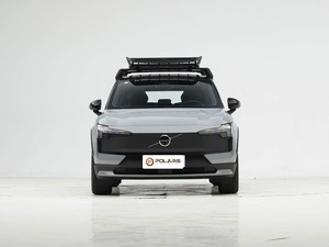 Vol-vo EX30 CrossCountry 2026, édition haute performance à double moteur et transmission intégrale avec batteries au lithium-fer-phosphate - Product Image 1