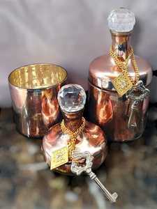 Frasco de vidrio de alta demanda para velas, decoración del hogar y aromaterapia, con diseño transparente premium para la elaboración y almacenamiento de velas - Product Image 1