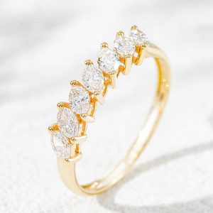 Bague de mariage en or massif 18 carats RST avec diamant de laboratoire taille marquise 2,5*4 mm - Product Image 1