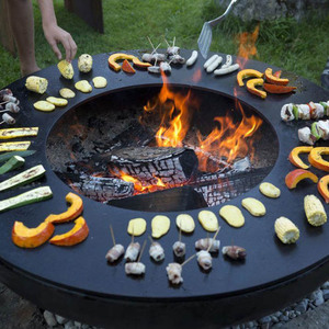 Parrilla de leña de acero Corten Premium-Acabado único de color óxido y tamaño compacto para cocinar al aire libre - Product Image 4