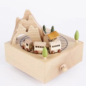 Nuevo Tren de Juguete de Madera 2026 con Rieles Giratorios, Instrumento Musical Educativo de Madera, Juguetes de Seguimiento Navideños para Niños - Product Image 6